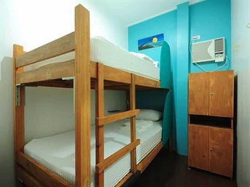 Mnl Boutique Hostel マカティ エクステリア 写真