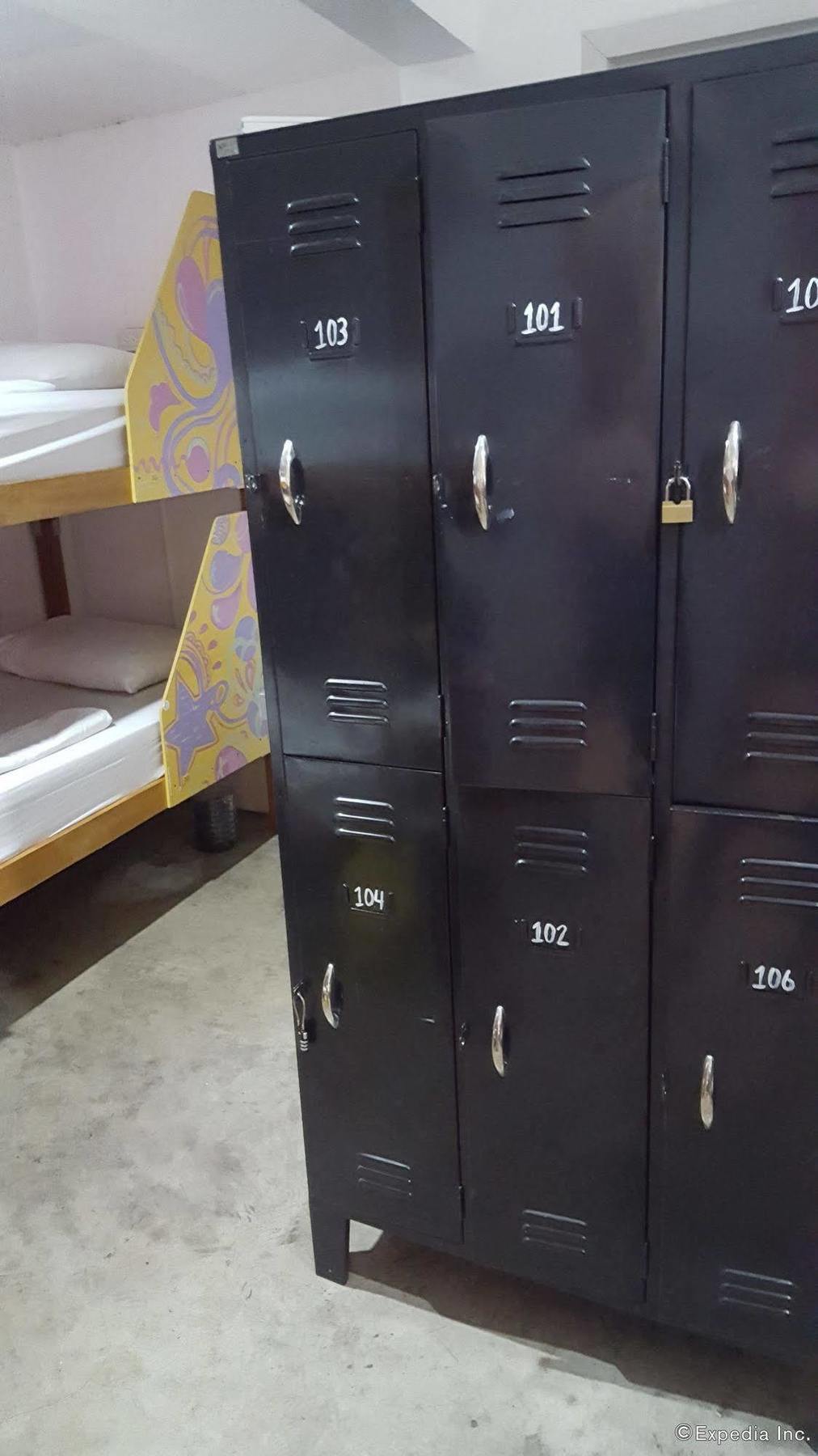Mnl Boutique Hostel マカティ エクステリア 写真