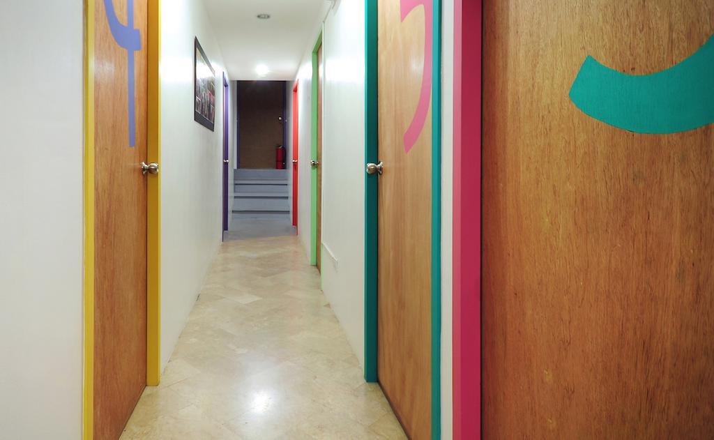 Mnl Boutique Hostel マカティ エクステリア 写真